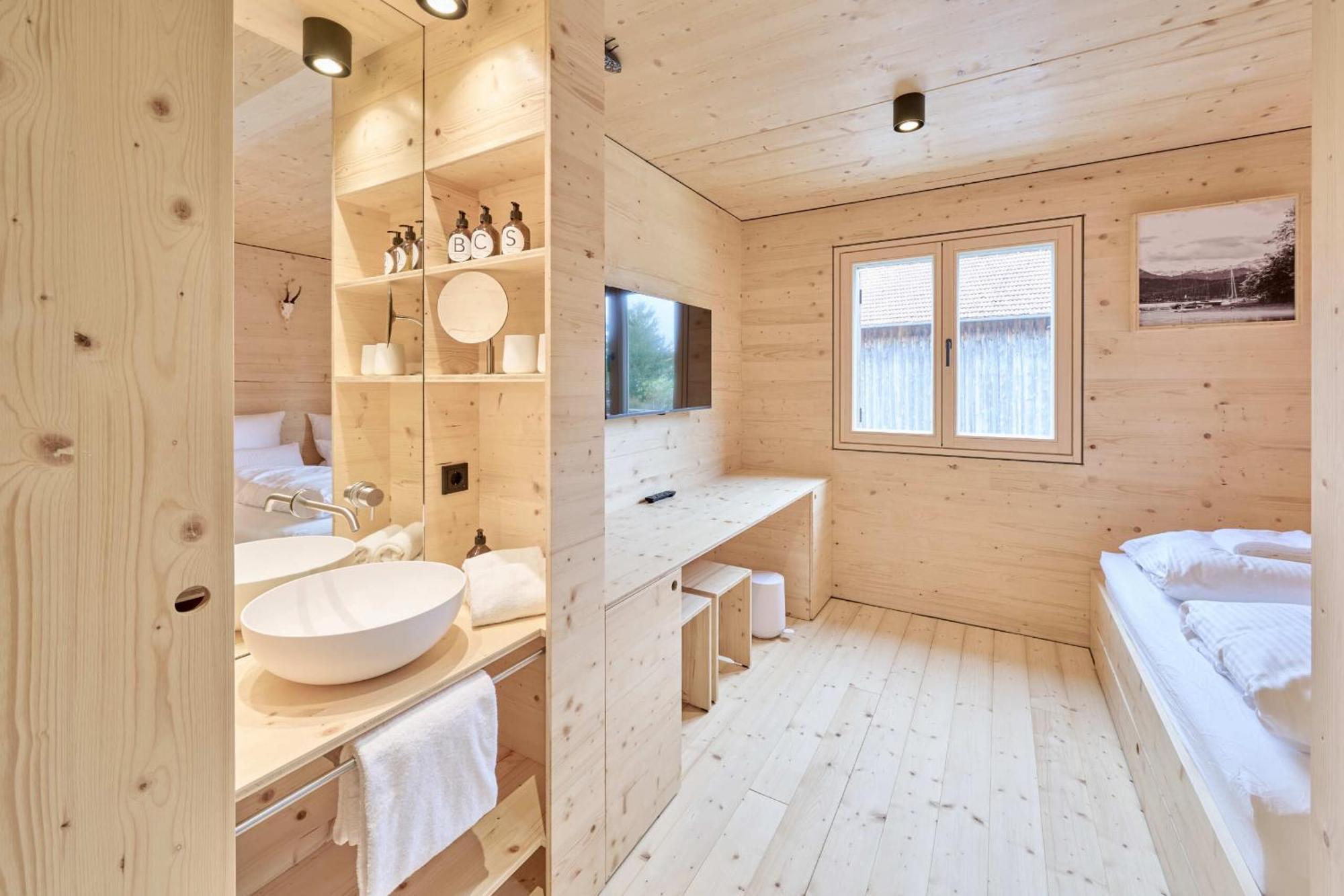 Chalets Lara & Louise Rieden Rom bilde